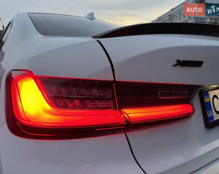 Білий БМВ 3 Серія, об'ємом двигуна 2 л та пробігом 105 тис. км за 26999 $, фото 9 на Automoto.ua