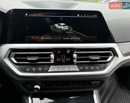 Белый БМВ 3 Серия, объемом двигателя 2 л и пробегом 111 тыс. км за 28900 $, фото 46 на Automoto.ua