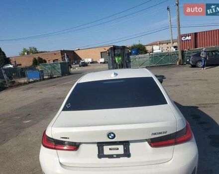 Білий БМВ 3 Серія, об'ємом двигуна 2 л та пробігом 128 тис. км за 18999 $, фото 16 на Automoto.ua