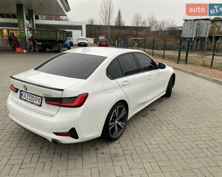 Білий БМВ 3 Серія, об'ємом двигуна 2 л та пробігом 67 тис. км за 32000 $, фото 4 на Automoto.ua