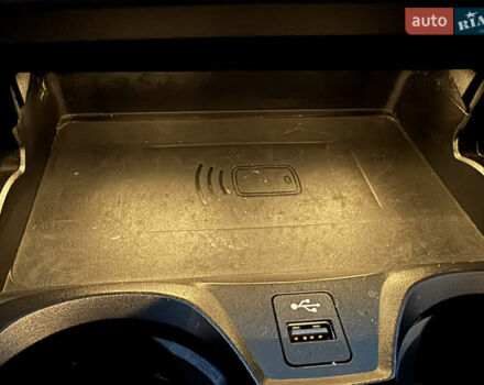 Білий БМВ 3 Серія, об'ємом двигуна 2 л та пробігом 105 тис. км за 26999 $, фото 20 на Automoto.ua