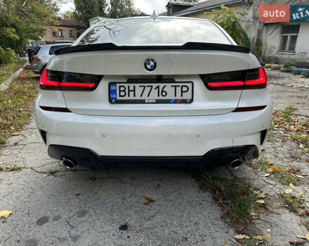 БМВ 3 Серия 2019 в Одессе на Automoto.ua Белый БМВ 3 Серия, объемом двигателя 2 л и пробегом 61 тыс. км за 35000 $, фото 6 на Automoto.ua