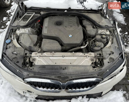 Белый БМВ 3 Серия, объемом двигателя 2 л и пробегом 135 тыс. км за 13400 $, фото 9 на Automoto.ua
