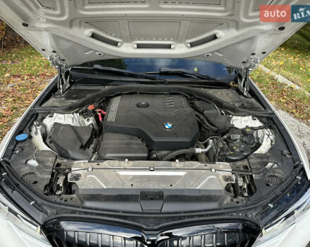 БМВ 3 Серия 2019 в Одессе на Automoto.ua Белый БМВ 3 Серия, объемом двигателя 2 л и пробегом 61 тыс. км за 35000 $, фото 17 на Automoto.ua