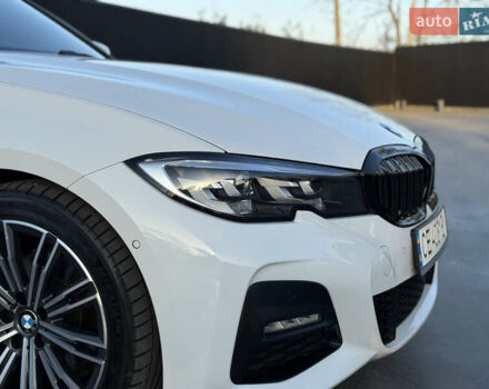 Білий БМВ 3 Серія, об'ємом двигуна 2 л та пробігом 210 тис. км за 29900 $, фото 2 на Automoto.ua