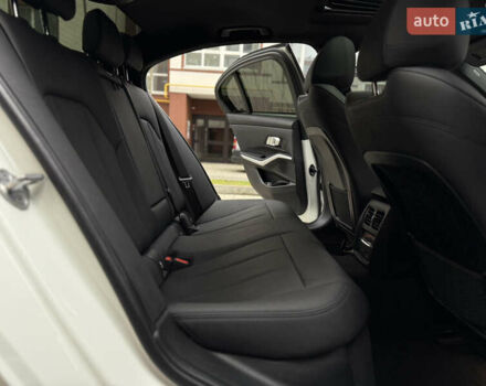 Белый БМВ 3 Серия, объемом двигателя 2 л и пробегом 99 тыс. км за 29999 $, фото 62 на Automoto.ua