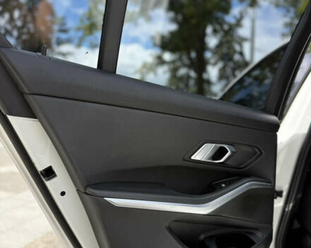 Белый БМВ 3 Серия, объемом двигателя 2 л и пробегом 73 тыс. км за 30000 $, фото 39 на Automoto.ua