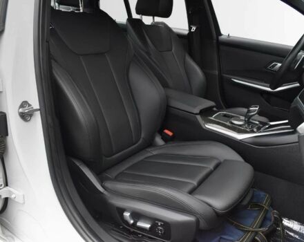 БМВ 3 Серия 2019 в Хмельницком на Automoto.ua Белый БМВ 3 Серия, объемом двигателя 2 л и пробегом 30 тыс. км за 9800 $, фото 9 на Automoto.ua