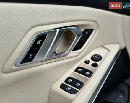 Білий БМВ 3 Серія, об'ємом двигуна 2 л та пробігом 64 тис. км за 25900 $, фото 13 на Automoto.ua