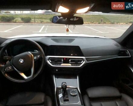 Белый БМВ 3 Серия, объемом двигателя 2 л и пробегом 179 тыс. км за 26700 $, фото 6 на Automoto.ua