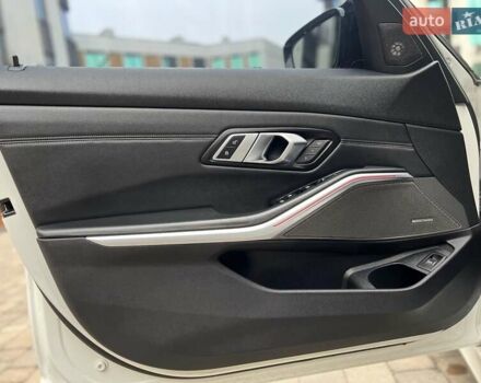 Белый БМВ 3 Серия, объемом двигателя 3 л и пробегом 115 тыс. км за 37900 $, фото 20 на Automoto.ua