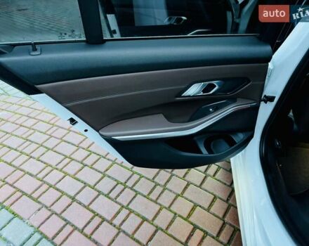 Белый БМВ 3 Серия, объемом двигателя 2 л и пробегом 179 тыс. км за 24900 $, фото 32 на Automoto.ua