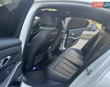 БМВ 3 Серия 2019 в Днепре (Днепропетровске) на Automoto.ua Белый БМВ 3 Серия, объемом двигателя 2 л и пробегом 73 тыс. км за 27500 $, фото 8 на Automoto.ua