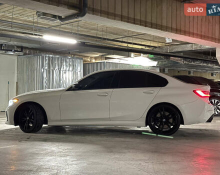 Білий БМВ 3 Серія, об'ємом двигуна 2 л та пробігом 68 тис. км за 29999 $, фото 3 на Automoto.ua