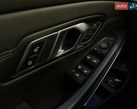 Білий БМВ 3 Серія, об'ємом двигуна 3 л та пробігом 78 тис. км за 40000 $, фото 23 на Automoto.ua