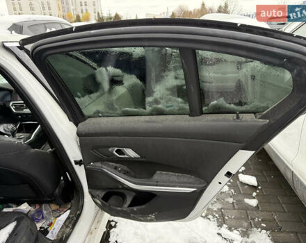 Белый БМВ 3 Серия, объемом двигателя 2 л и пробегом 135 тыс. км за 13400 $, фото 14 на Automoto.ua