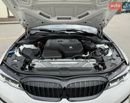 Белый БМВ 3 Серия, объемом двигателя 2 л и пробегом 111 тыс. км за 28900 $, фото 63 на Automoto.ua