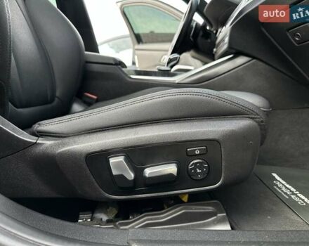 БМВ 3 Серия 2019 в Мукачеве на Automoto.ua Белый БМВ 3 Серия, объемом двигателя 2 л и пробегом 140 тыс. км за 24900 $, фото 45 на Automoto.ua