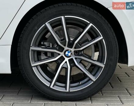 БМВ 3 Серия 2019 в Мукачеве на Automoto.ua Белый БМВ 3 Серия, объемом двигателя 2 л и пробегом 140 тыс. км за 24900 $, фото 17 на Automoto.ua