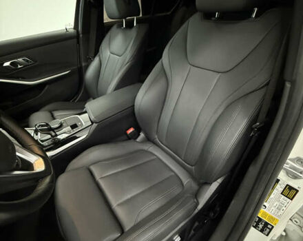 Білий БМВ 3 Серія, об'ємом двигуна 2 л та пробігом 44 тис. км за 31500 $, фото 15 на Automoto.ua