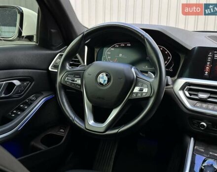 БМВ 3 Серия 2019 в Мукачеве на Automoto.ua Белый БМВ 3 Серия, объемом двигателя 2 л и пробегом 140 тыс. км за 24900 $, фото 24 на Automoto.ua