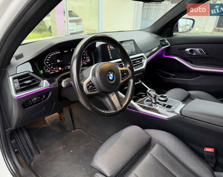 Белый БМВ 3 Серия, объемом двигателя 2 л и пробегом 160 тыс. км за 28000 $, фото 23 на Automoto.ua