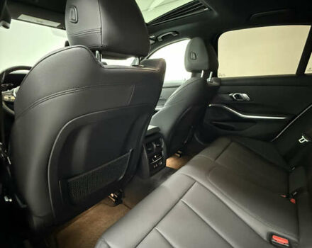 Білий БМВ 3 Серія, об'ємом двигуна 2 л та пробігом 44 тис. км за 31500 $, фото 25 на Automoto.ua