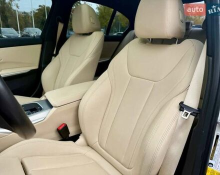 БМВ 3 Серия 2019 в Киеве на Automoto.ua Белый БМВ 3 Серия, объемом двигателя 2 л и пробегом 65 тыс. км за 29999 $, фото 41 на Automoto.ua