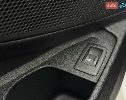 Белый БМВ 3 Серия, объемом двигателя 0 л и пробегом 69 тыс. км за 34500 $, фото 53 на Automoto.ua