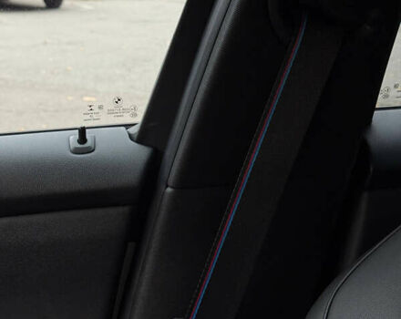 Білий БМВ 3 Серія, об'ємом двигуна 2 л та пробігом 99 тис. км за 30000 $, фото 29 на Automoto.ua