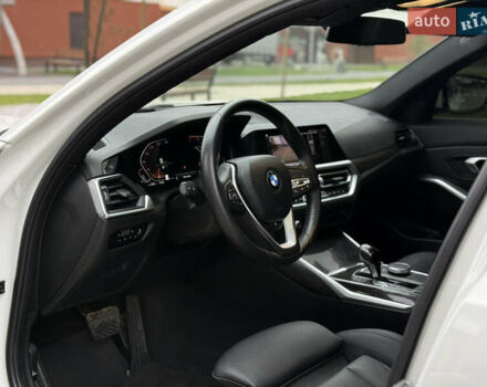 Белый БМВ 3 Серия, объемом двигателя 2 л и пробегом 99 тыс. км за 29999 $, фото 31 на Automoto.ua