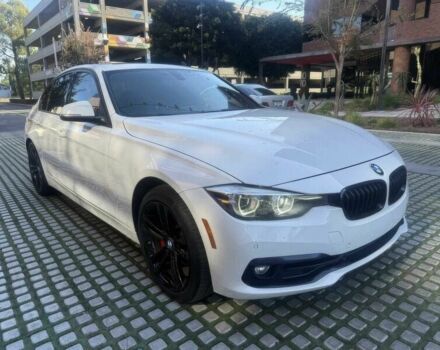 Белый БМВ 3 Серия, объемом двигателя 2 л и пробегом 43 тыс. км за 15000 $, фото 2 на Automoto.ua