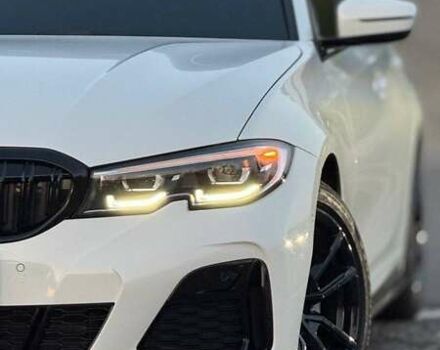 Білий БМВ 3 Серія, об'ємом двигуна 2 л та пробігом 94 тис. км за 20300 $, фото 1 на Automoto.ua