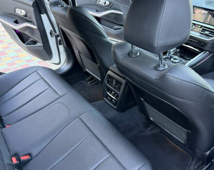 Білий БМВ 3 Серія, об'ємом двигуна 2 л та пробігом 167 тис. км за 25999 $, фото 19 на Automoto.ua