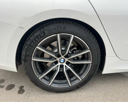 Білий БМВ 3 Серія, об'ємом двигуна 2 л та пробігом 112 тис. км за 29999 $, фото 22 на Automoto.ua