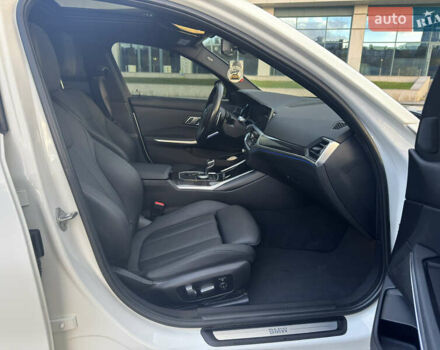 БМВ 3 Серия 2019 в Днепре (Днепропетровске) на Automoto.ua Белый БМВ 3 Серия, объемом двигателя 2 л и пробегом 73 тыс. км за 27500 $, фото 7 на Automoto.ua