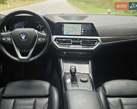 БМВ 3 Серия 2019 в Киеве на Automoto.ua Белый БМВ 3 Серия, объемом двигателя 2 л и пробегом 132 тыс. км за 25950 $, фото 16 на Automoto.ua