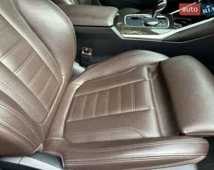 БМВ 3 Серия 2019 в Одессе на Automoto.ua Белый БМВ 3 Серия, объемом двигателя 2 л и пробегом 61 тыс. км за 35000 $, фото 2 на Automoto.ua