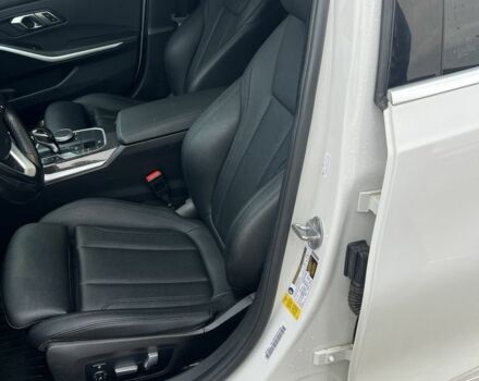 Білий БМВ 3 Серія, об'ємом двигуна 2 л та пробігом 112 тис. км за 29999 $, фото 14 на Automoto.ua