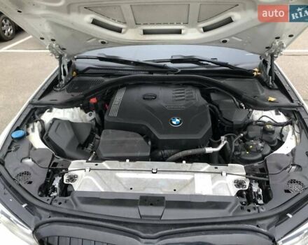 Белый БМВ 3 Серия, объемом двигателя 2 л и пробегом 179 тыс. км за 26700 $, фото 8 на Automoto.ua