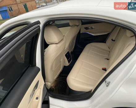 Білий БМВ 3 Серія, об'ємом двигуна 2 л та пробігом 67 тис. км за 32000 $, фото 10 на Automoto.ua
