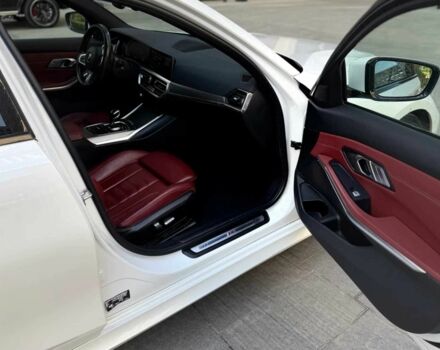 БМВ 3 Серия 2019 в Одессе на Automoto.ua Белый БМВ 3 Серия, объемом двигателя 2 л и пробегом 127 тыс. км за 27000 $, фото 9 на Automoto.ua