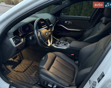 Білий БМВ 3 Серія, об'ємом двигуна 2 л та пробігом 105 тис. км за 26999 $, фото 11 на Automoto.ua