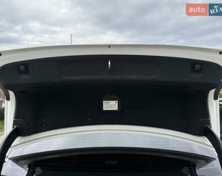 Белый БМВ 3 Серия, объемом двигателя 2 л и пробегом 111 тыс. км за 28900 $, фото 56 на Automoto.ua