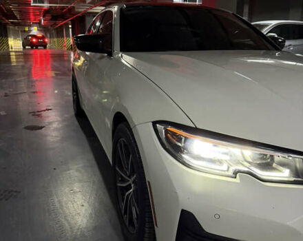 Белый БМВ 3 Серия, объемом двигателя 2 л и пробегом 88 тыс. км за 27900 $, фото 3 на Automoto.ua