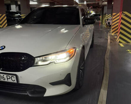 Белый БМВ 3 Серия, объемом двигателя 2 л и пробегом 88 тыс. км за 27900 $, фото 1 на Automoto.ua