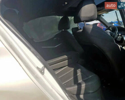 Белый БМВ 3 Серия, объемом двигателя 2 л и пробегом 135 тыс. км за 13400 $, фото 4 на Automoto.ua