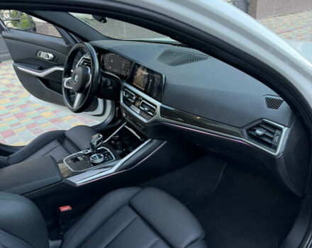 Білий БМВ 3 Серія, об'ємом двигуна 2 л та пробігом 167 тис. км за 25999 $, фото 18 на Automoto.ua