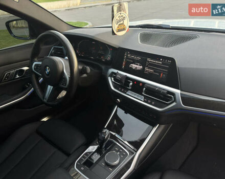 БМВ 3 Серия 2019 в Днепре (Днепропетровске) на Automoto.ua Белый БМВ 3 Серия, объемом двигателя 2 л и пробегом 73 тыс. км за 27500 $, фото 10 на Automoto.ua