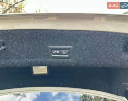 БМВ 3 Серия 2019 в Одессе на Automoto.ua Белый БМВ 3 Серия, объемом двигателя 2 л и пробегом 61 тыс. км за 35000 $, фото 5 на Automoto.ua